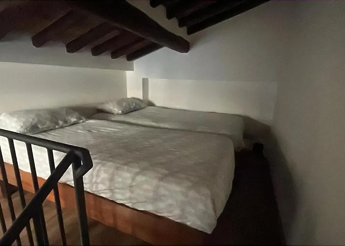 Il Loggiato Del Corso *